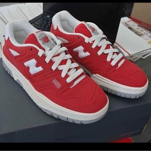New with box. New balance 550 for boys size 4